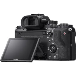 Sony 12.2 MP DSLR Camera (ILCE-7SM2, Black) Sony 12.2 MP DSLR Camera (ILCE-7SM2, Black)_2