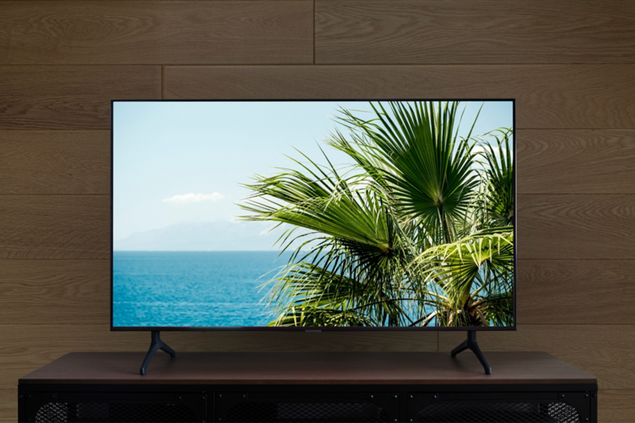  difference between QLED and OLED TVs 