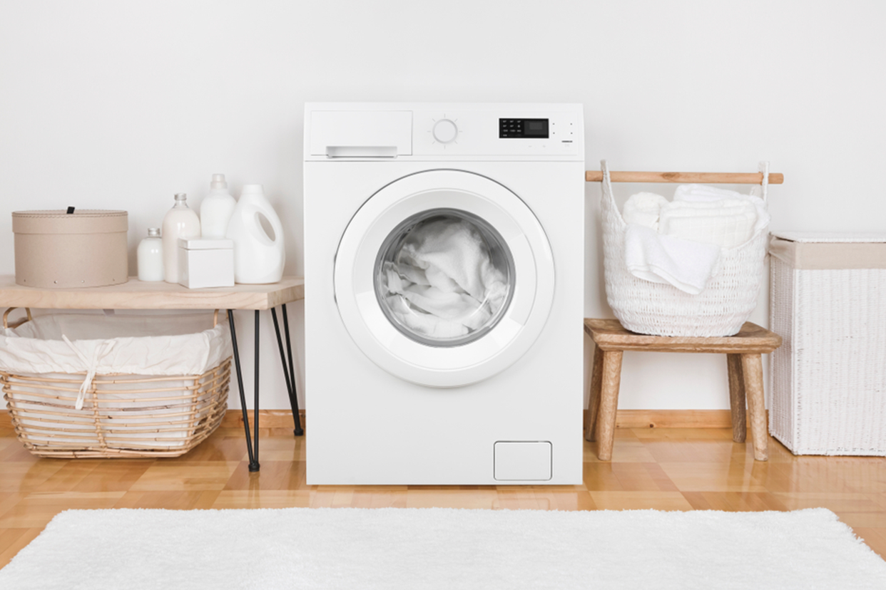 difference between semi and fully automatic washing machines 