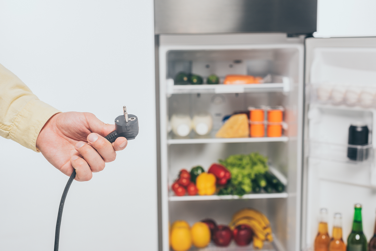  Is it okay to unplug your fridge when not in use 