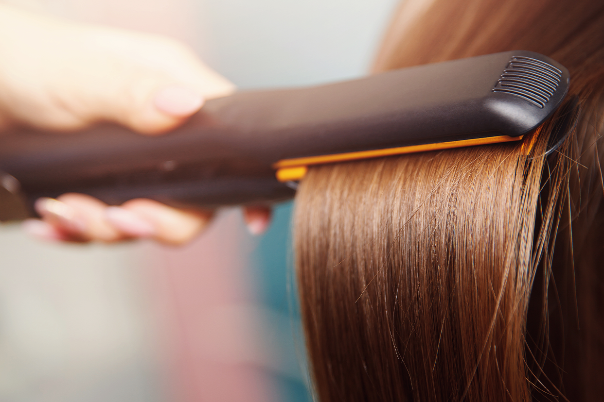 5 safety tips to keep in mind when using a hair straightener  
