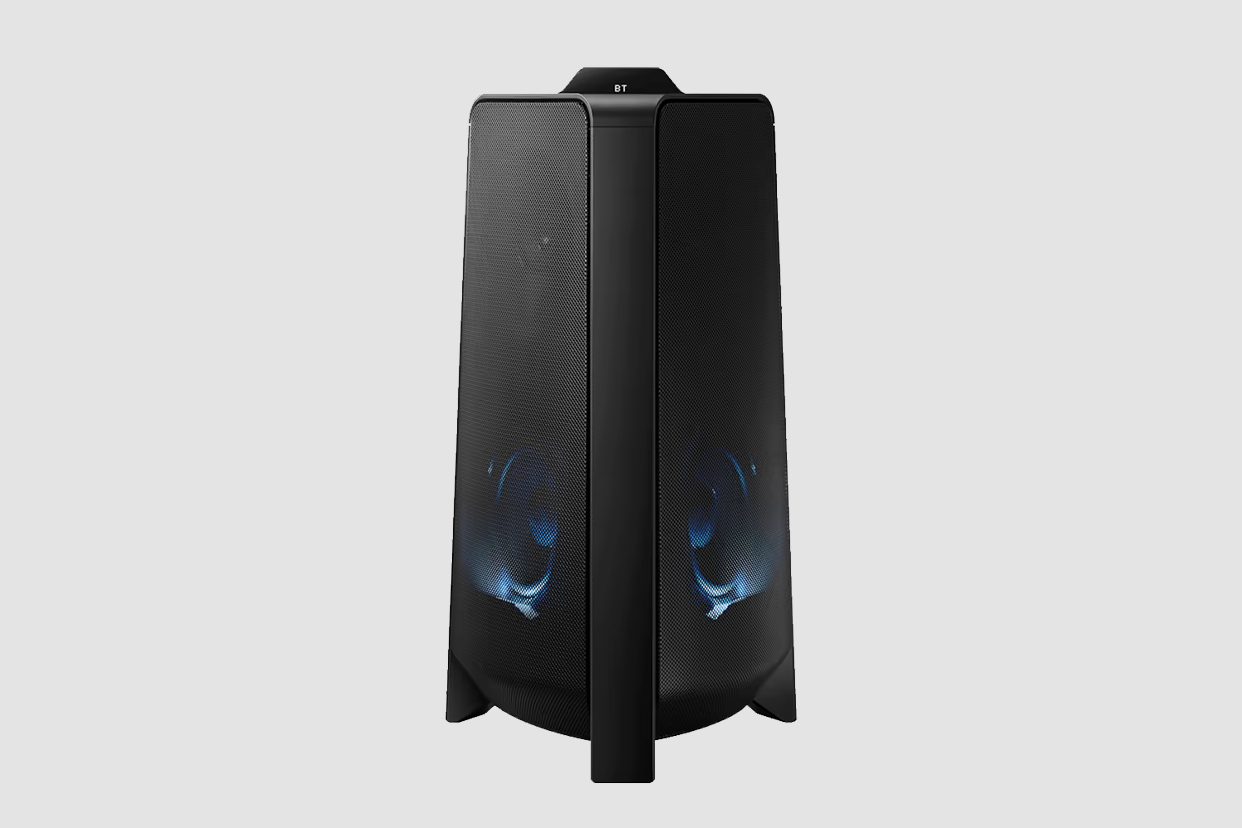  Have the year-end blowout from home with these 5 speakers 