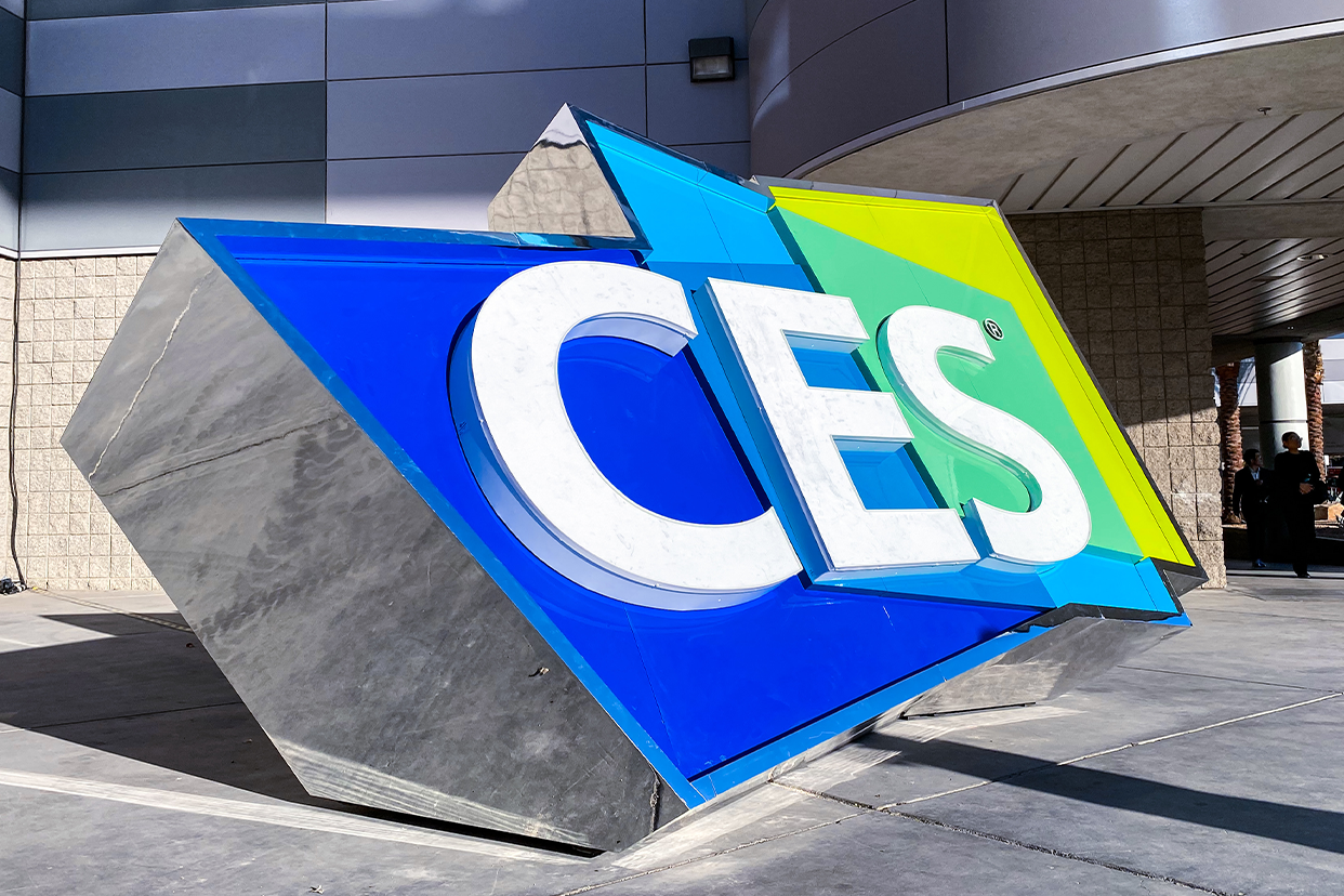  Coolest gaming gear unveiled 